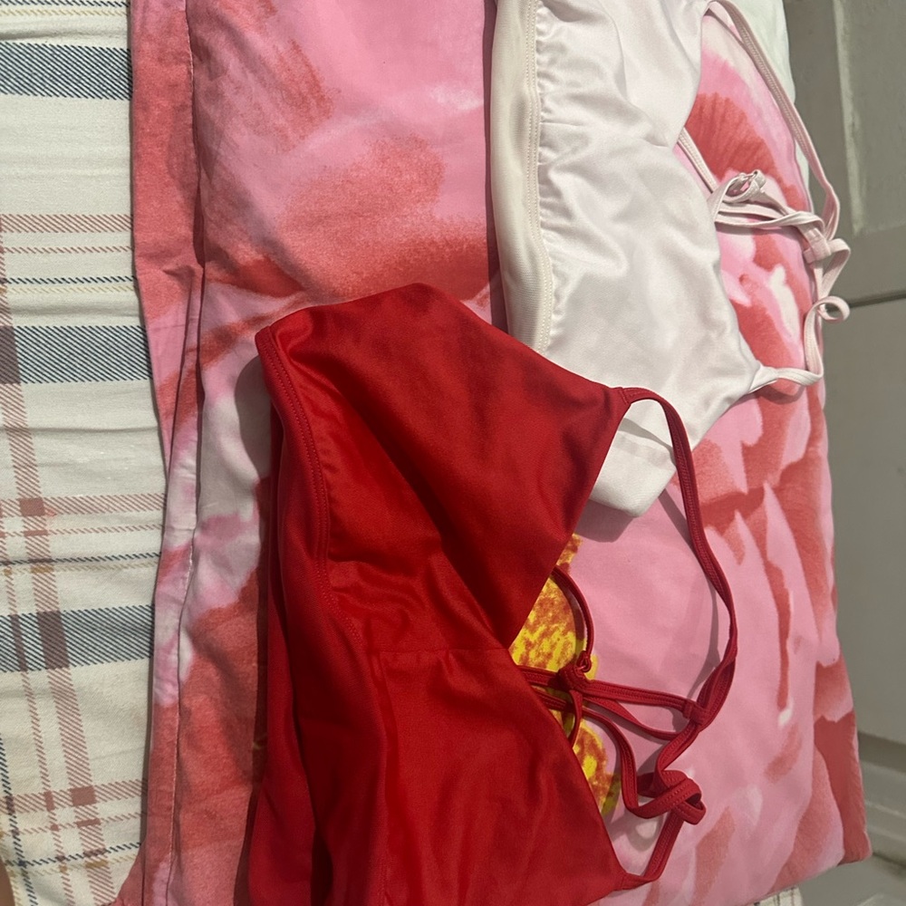 Alo sports bra bundle